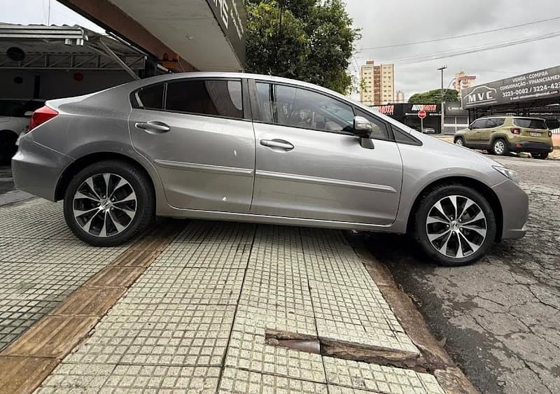 Honda Civic 2.0 EXR - Foto 8