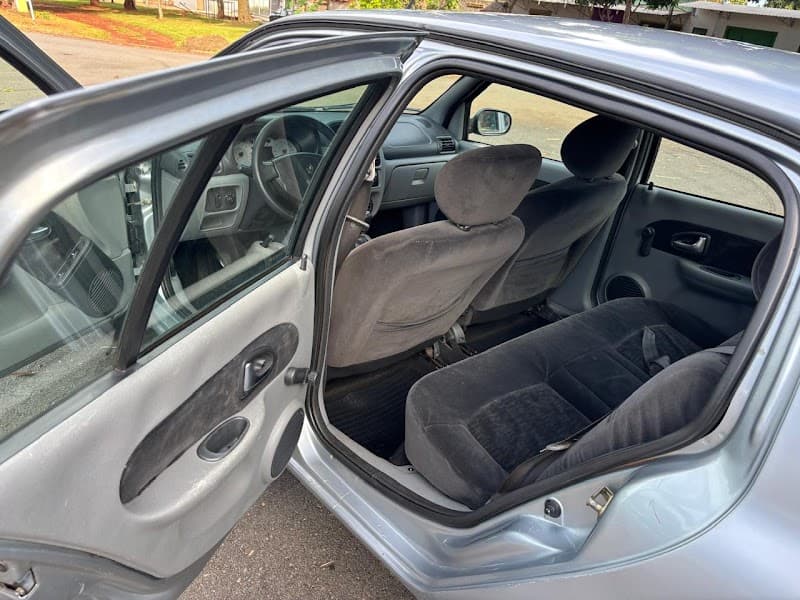 Renault Clio 1.0 16V - Foto 11