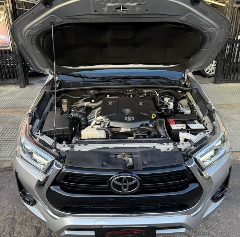 Toyota Hilux 2.8 SRV Diesel 4x4 - Foto 2