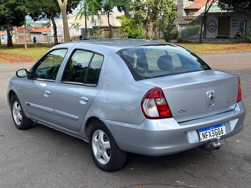 Renault Clio 1.0 16V - Foto 3