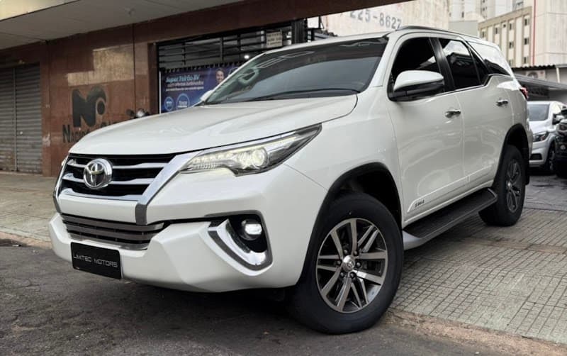 Toyota SW4 2.8 SRX Diesel 4x4 - Foto 4