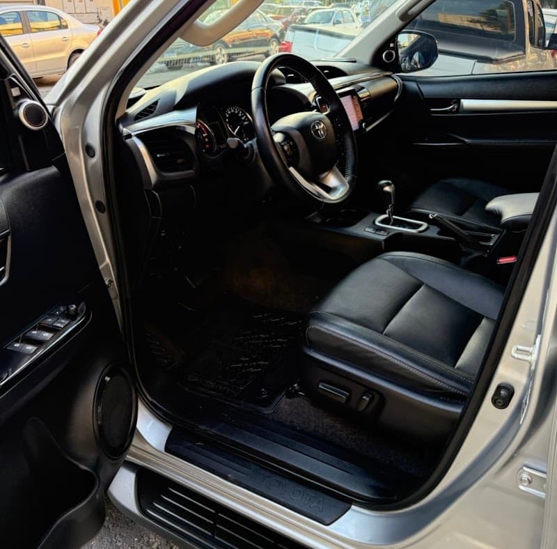 Toyota Hilux 2.8 SRV Diesel 4x4 - Foto 7
