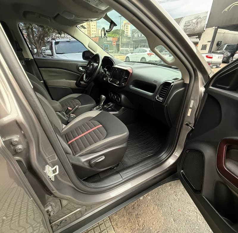 Fiat Toro 1.8 Endurance - Foto 3