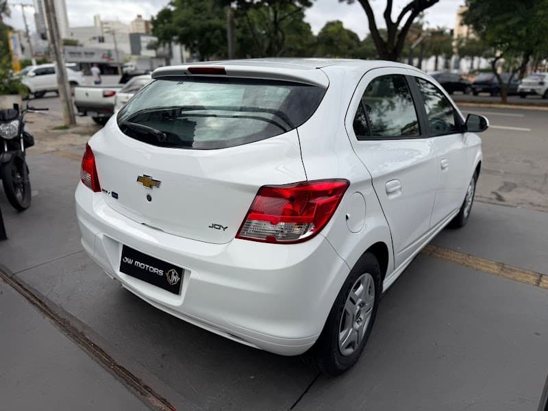 Chevrolet Onix Joy 1.0 - Foto 10
